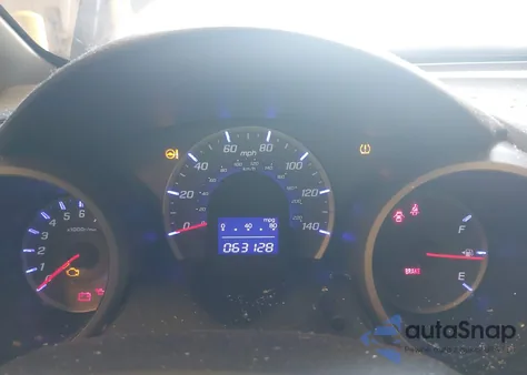 2010 Honda Fit из США, поврежденный, VIN JHMGE8G2XAS006219